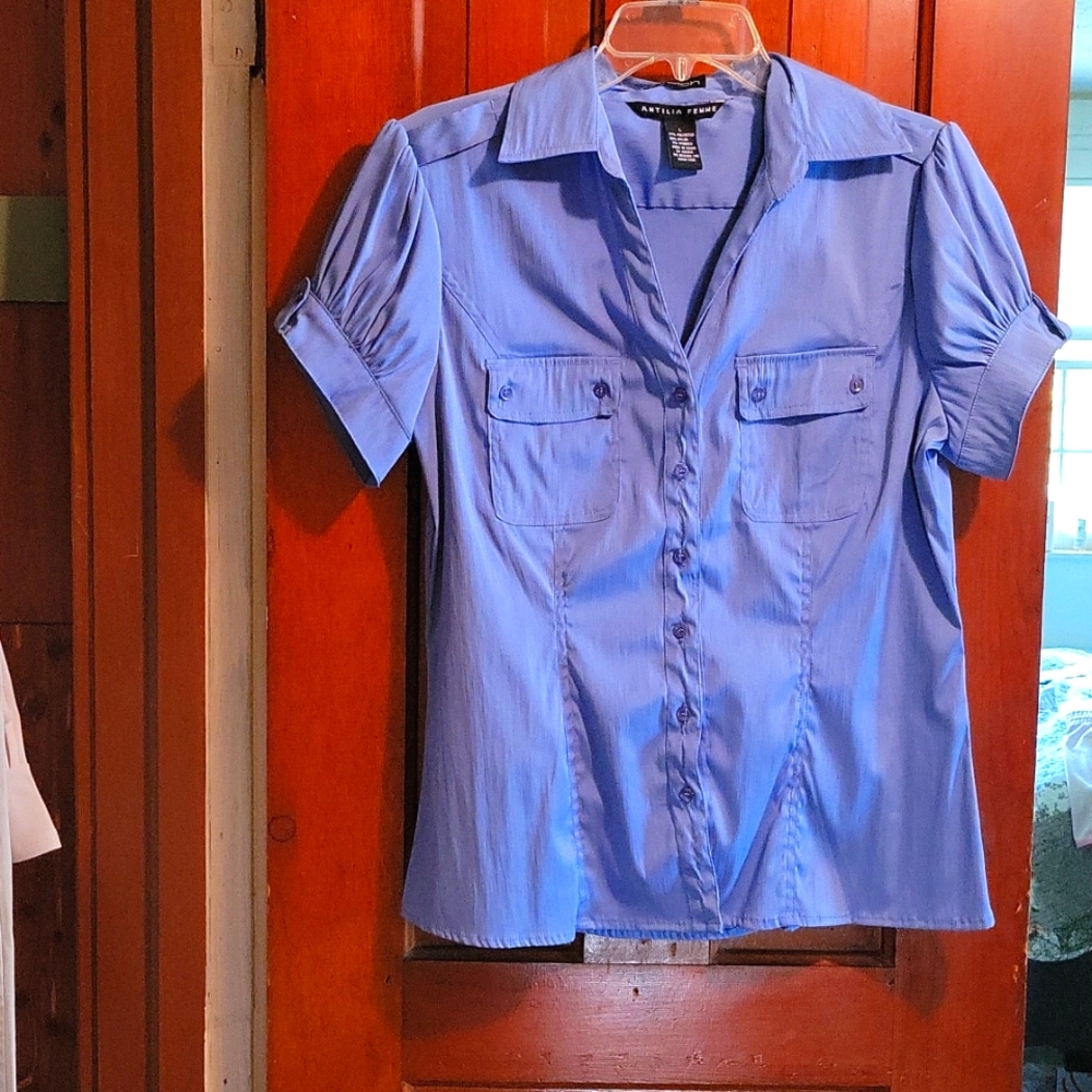 Antilia Femme Periwinkle Stretch Short Sleeve Top in Large